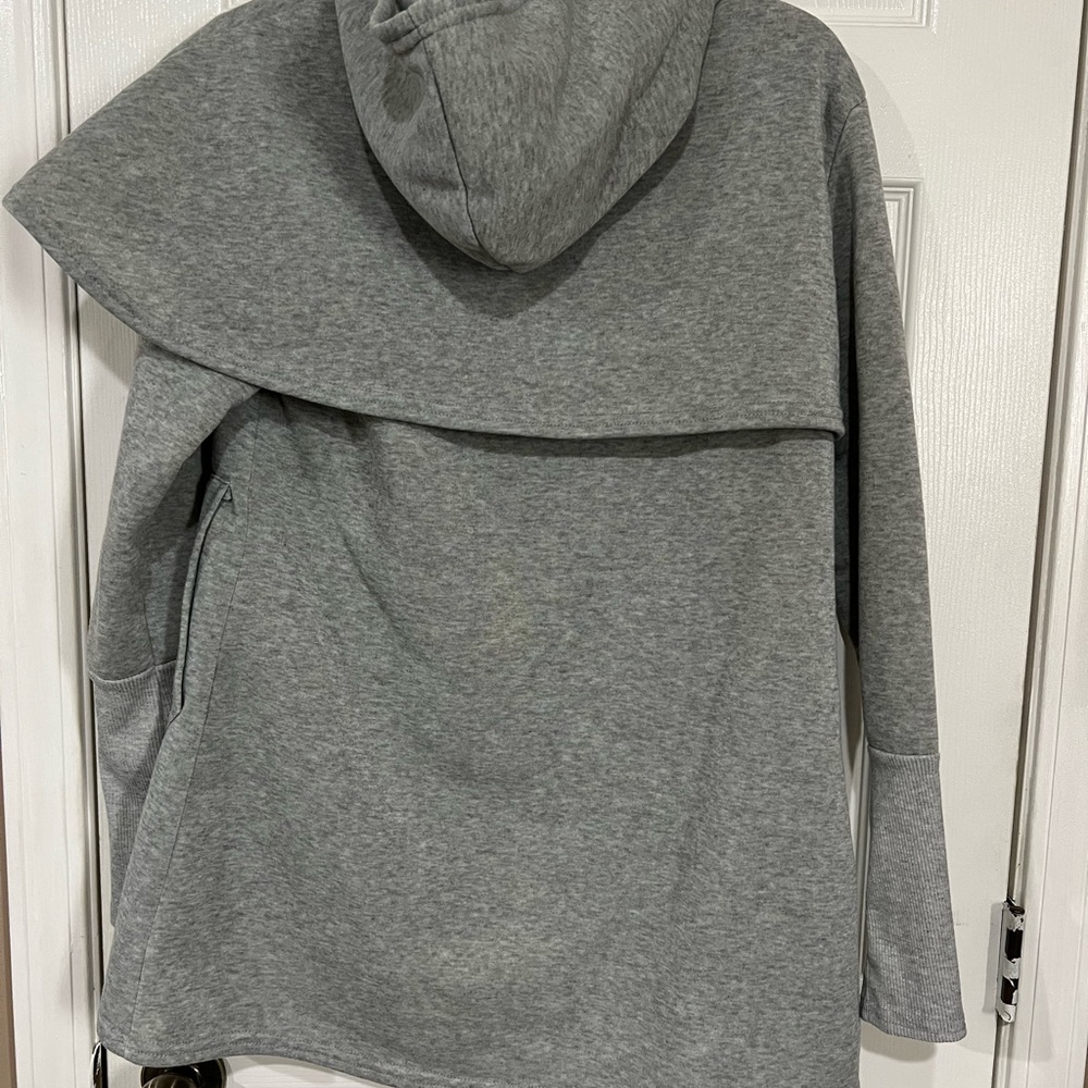 Women’s sweatshirt hoodie